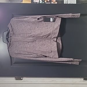 90 Degree by Reflex XL, NWT, thumb holes/front pockets.Perfect condition.